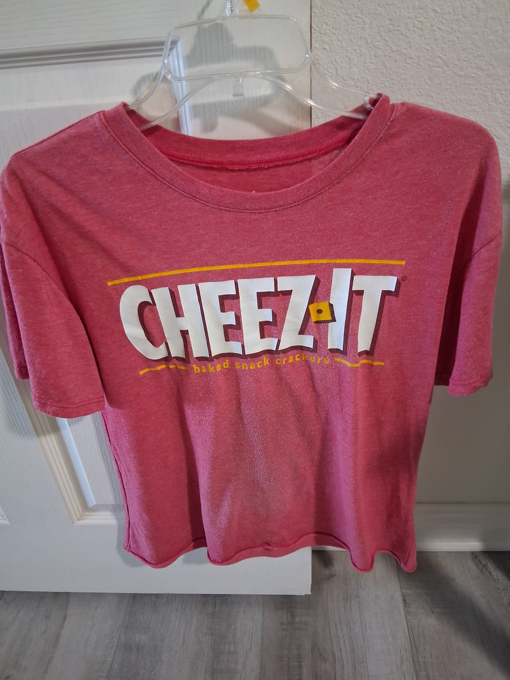 Cheez-It Graphic Short Sleeve Tee in Pink